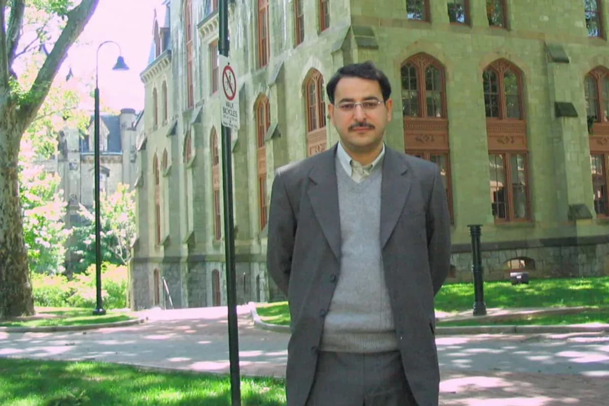 Dr. Mohammad Etezad Razavi